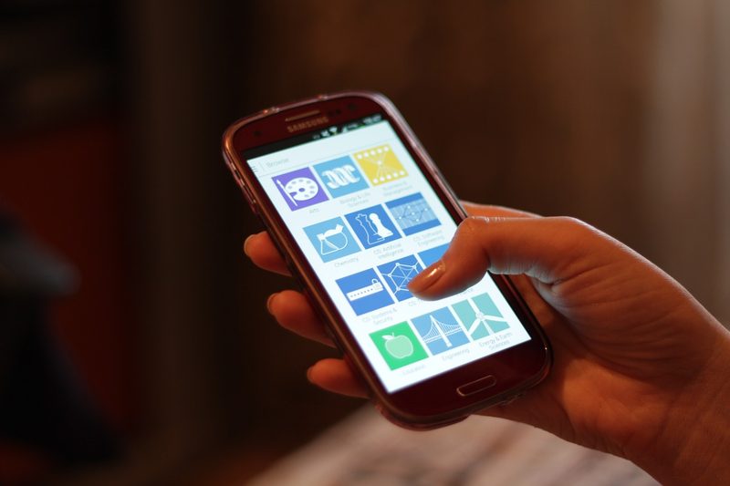 How to Move WhatsApp Chats to a New Phone Without Losing a Thread