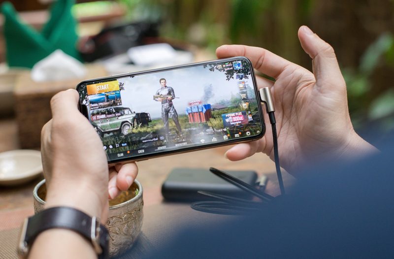Redmi K100 Packs a 10,000mAh Battery Into a $450 Gaming Phone